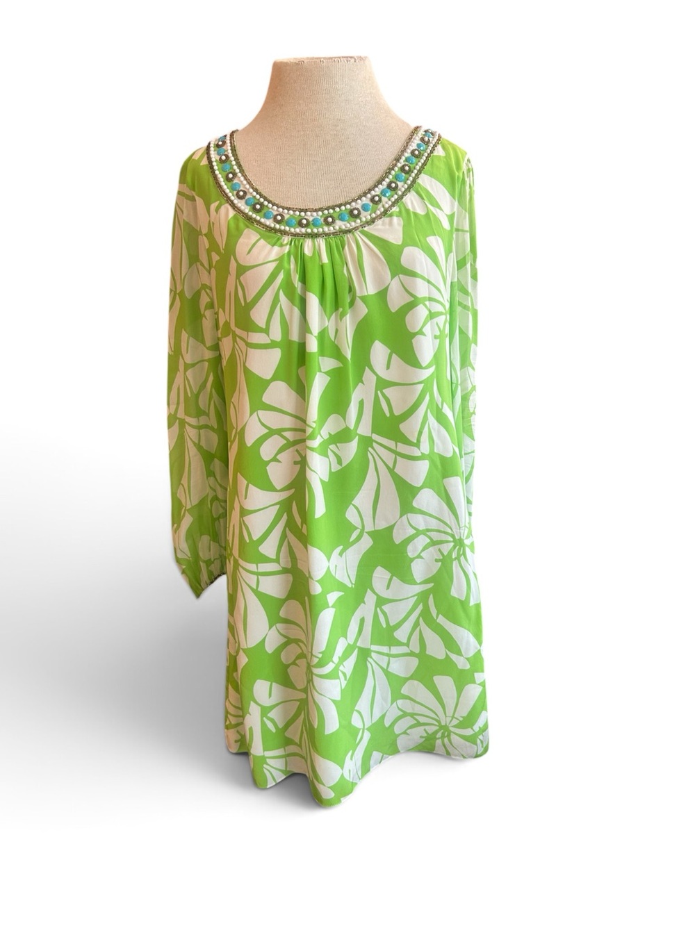 Lilly Pulitzer  Harper  Shift Dress 100% Silk Green and White Beaded Scoop Neck